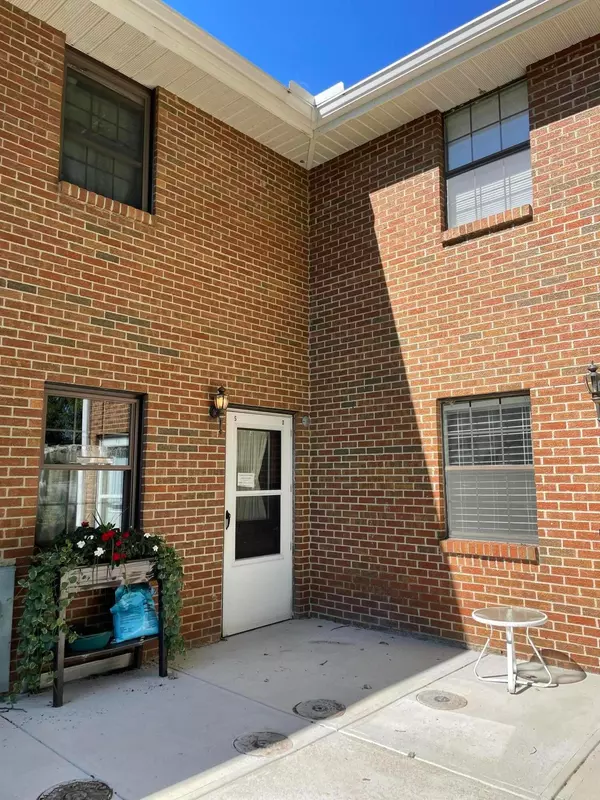 Russells Point, OH 43348,216 Warren Avenue #7