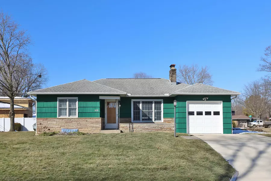 3231 Somerford Road, Upper Arlington, OH 43221