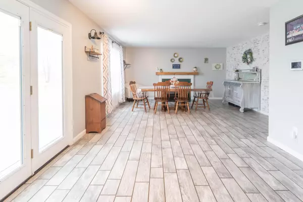 London, OH 43140,1068 Dorset Court