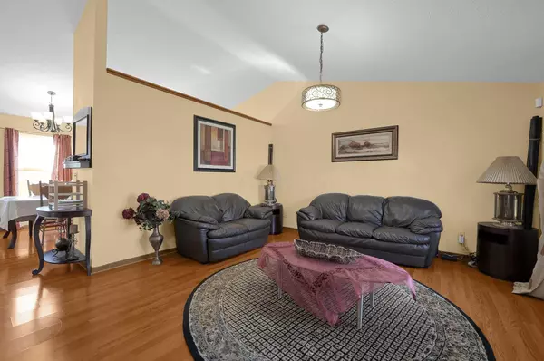 Pataskala, OH 43062,219 Isaac Tharp Street