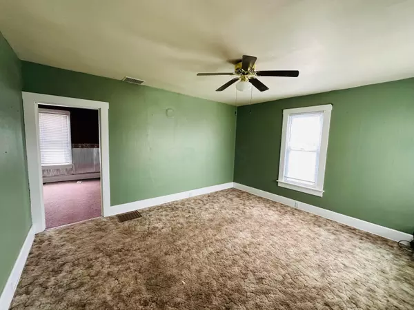 New Lexington, OH 43764,210 Lexington Street