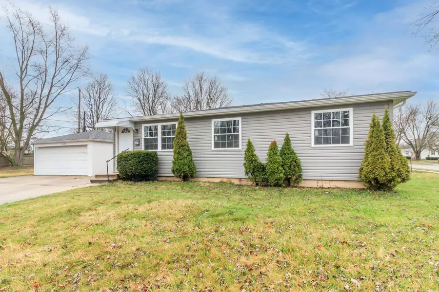 2787 Parlin Drive, Grove City, OH 43123