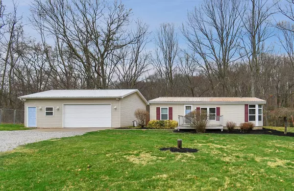 13338 Middlefork Road, Rockbridge, OH 43149