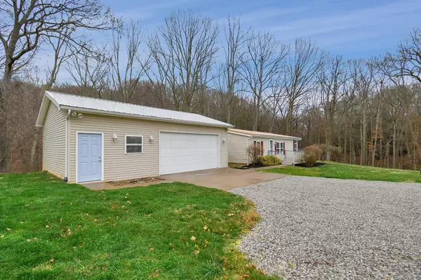 Rockbridge, OH 43149,13338 Middlefork Road