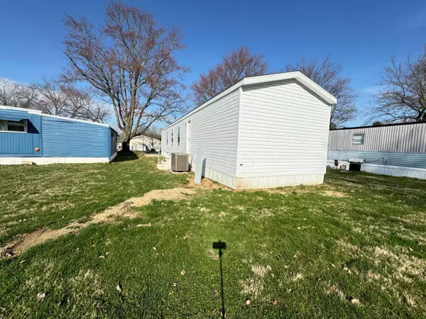 Lancaster, OH 43130,2445 Columbus Lancaster Rd #Lot 32