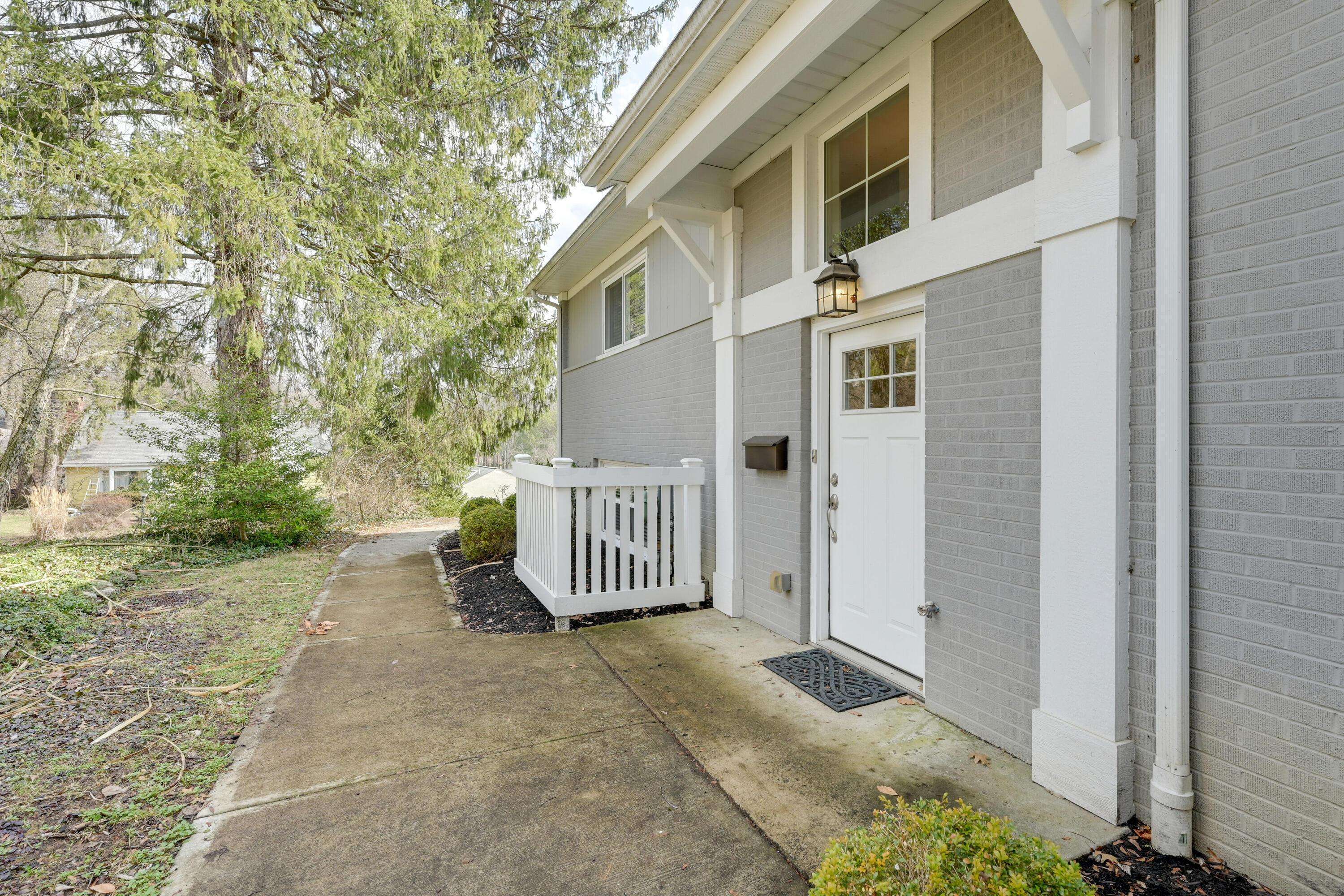 Worthington, OH 43085,5731 Bromley Avenue
