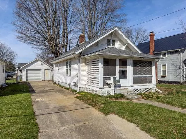 206 N Oakland Street, Urbana, OH 43078