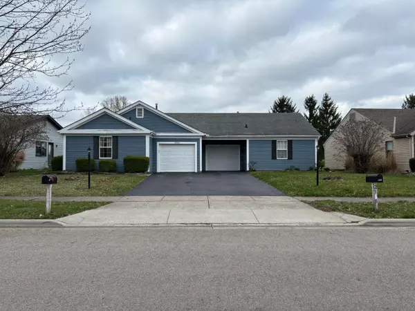 2318 Deerfield Drive, Grove City, OH 43123