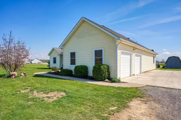 Ashville, OH 43103,3865 Miller Road