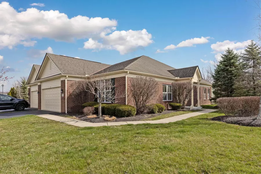 5722 Snedegar Drive #1002, New Albany, OH 43054