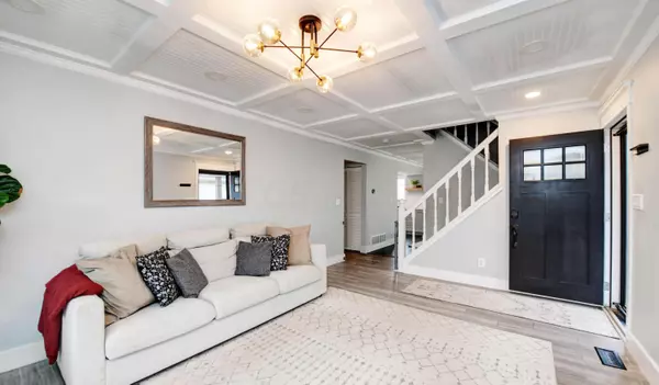 Columbus, OH 43235,7728 Sagemeadow Court