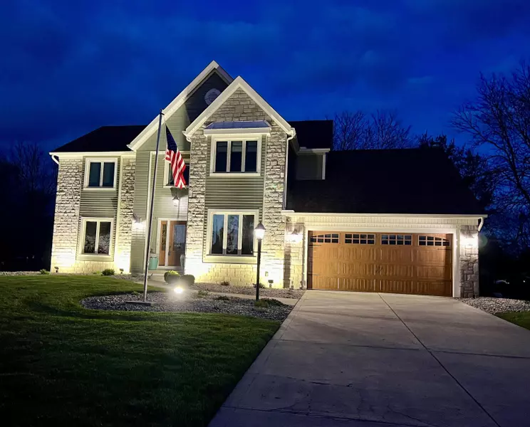 12766 Oakmere Drive, Pickerington, OH 43147