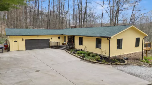 Granville, OH 43023,2436 Cambria Mill Road