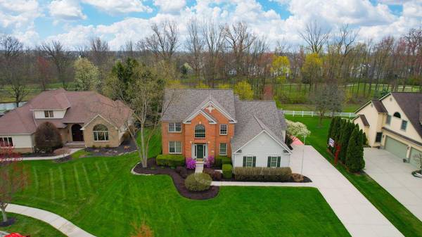 5731 Heritage Lakes Drive, Hilliard, OH 43026