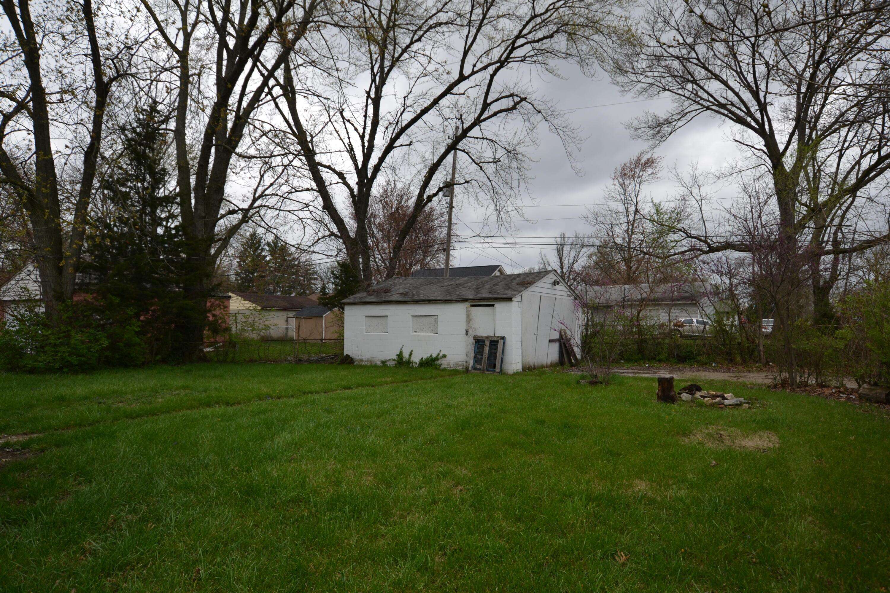 Columbus, OH 43211,1058 E 26th Avenue