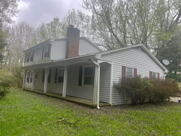 10081 York Road, Etna, OH 43062