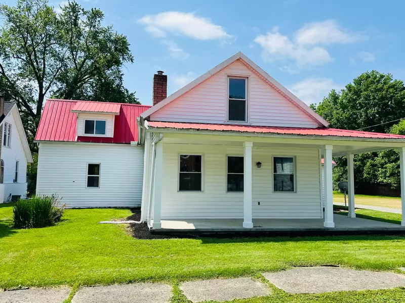 213 E High Street, Ashley, OH 43003