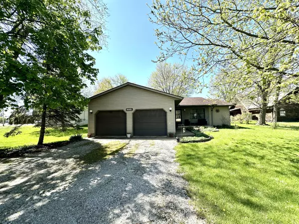 4490 N Bank Road, Buckeye Lake, OH 43008