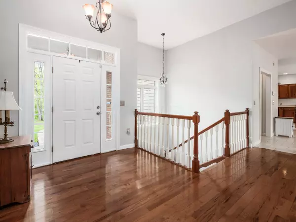 Duncan Falls, OH 43734,2710 Red Fox