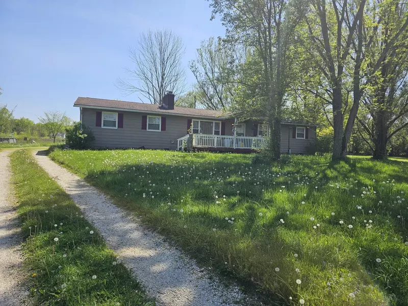 7486 Spencer Lake Road, Medina, OH 44256