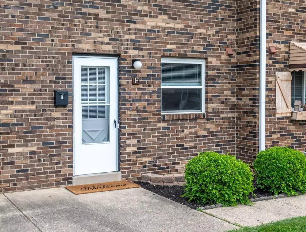 Columbus, OH 43223,1250 W Woodbrook Circle #Unit F