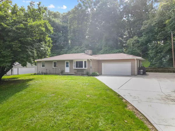 2375 W Audrey Drive, Newark, OH 43055