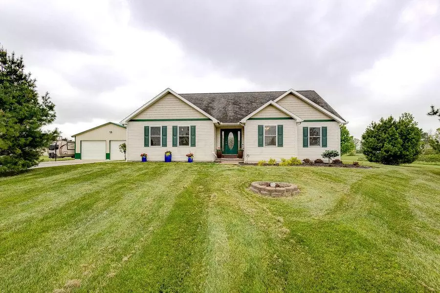 3317 Vanatta Road, Centerburg, OH 43011