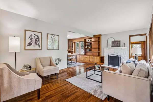 Columbus, OH 43209,967 S Cassingham Road