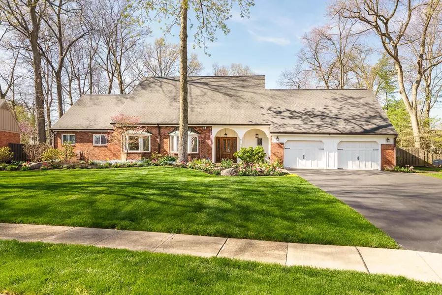 2100 Sheringham Road, Upper Arlington, OH 43220