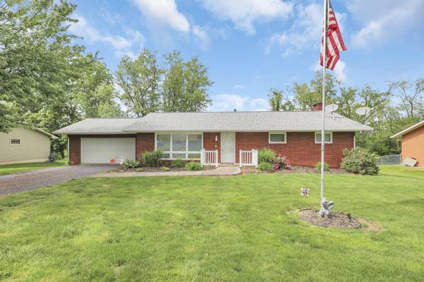 2196 Dunzweiler Drive, Zanesville, OH 43701