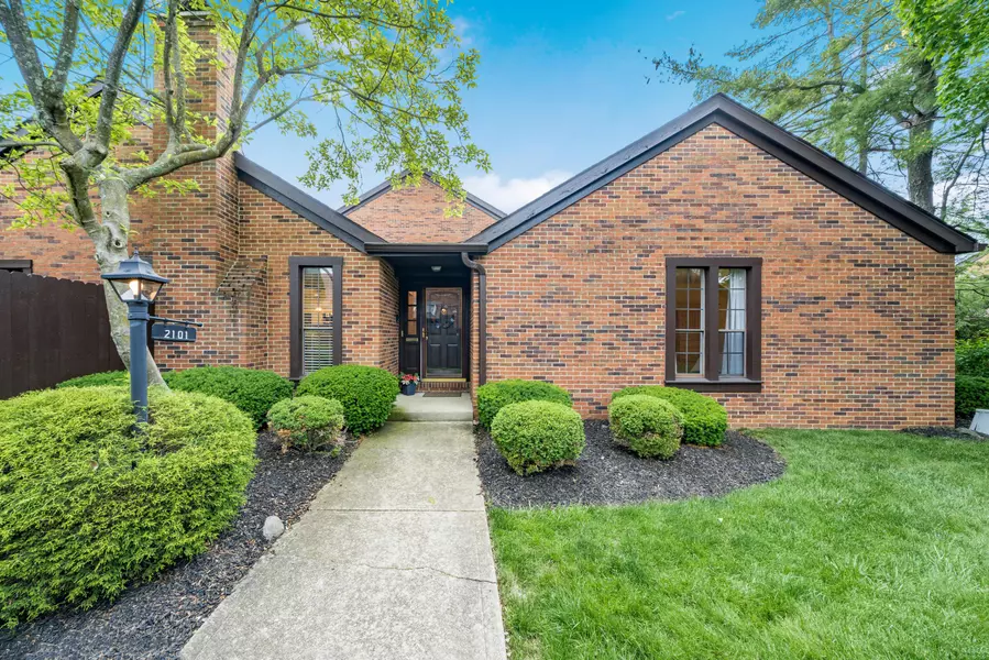 2101 Coach Road, Upper Arlington, OH 43220