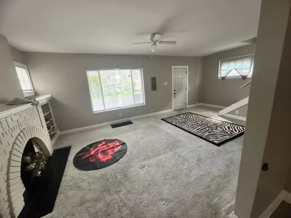 Columbus, OH 43211,1356 E 21st Avenue