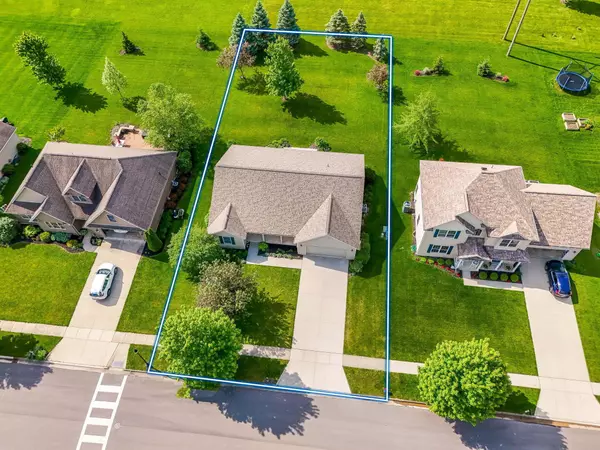 Marysville, OH 43040,1453 Hickory Gate Drive