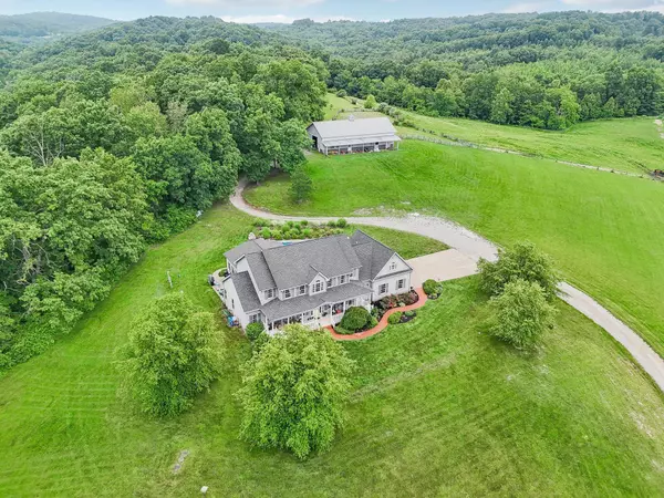 16690 Nickel Plate Road, Logan, OH 43138