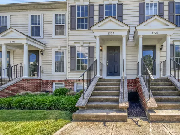 Columbus, OH 43230,6327 Royal Tern Crossing #49