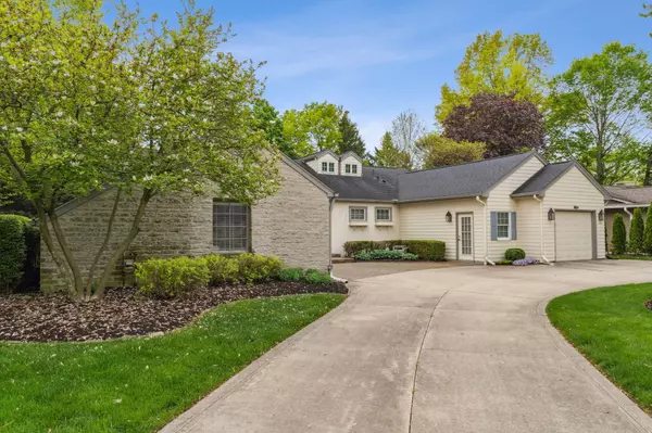 Upper Arlington, OH 43220,3946 Fairlington Drive