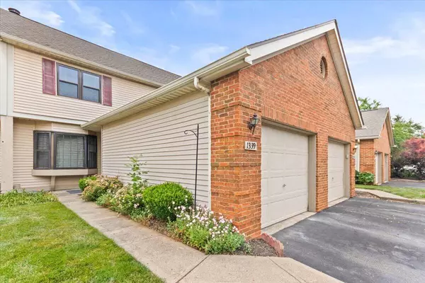 1339 Brookview Circle, Pickerington, OH 43147