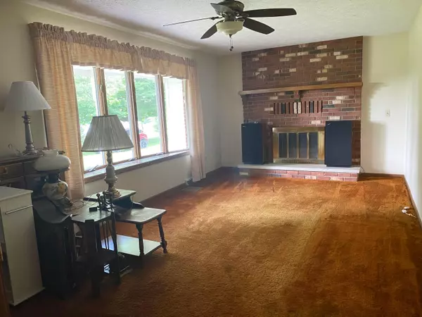 Mount Perry, OH 43760,610 Mount Perry Road