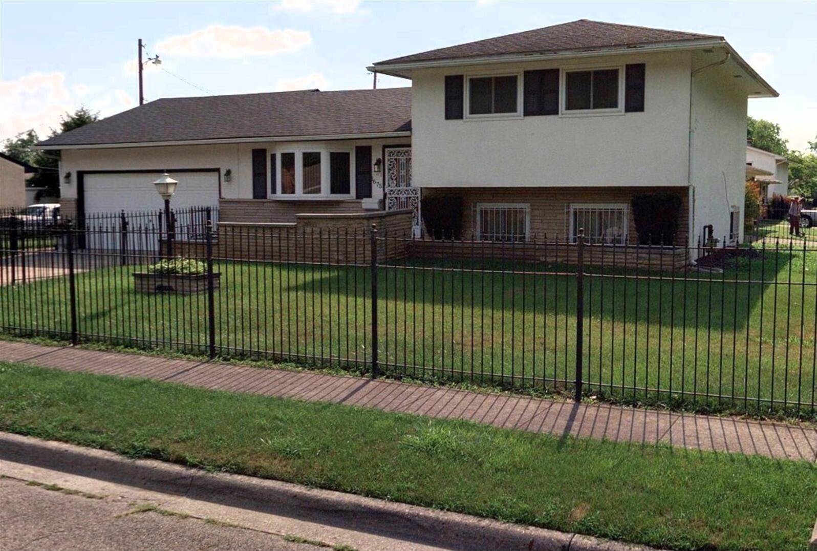 1675 Deporres Drive, Columbus, OH 43219