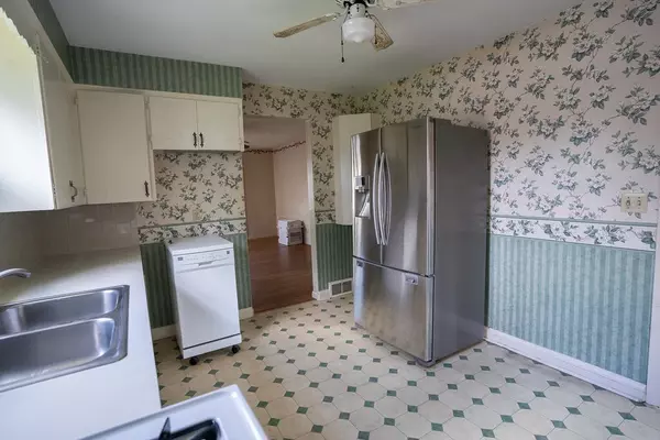 Mansfield, OH 44903,360 Fairlawn Avenue