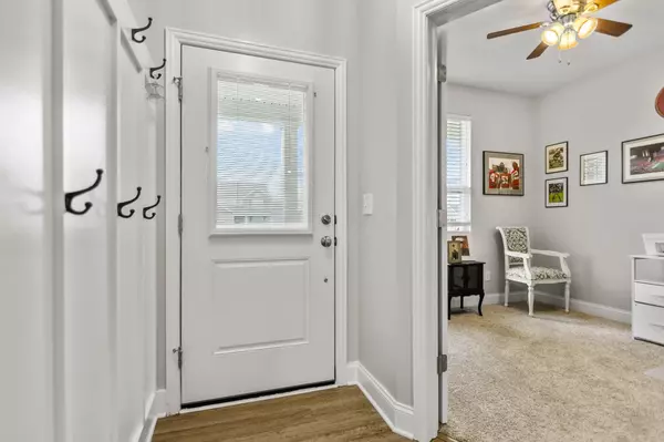 183 Red Oak Court Commercial Point, OH 43116