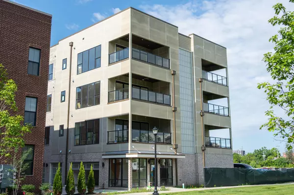 270 Dickenson Street #404,  Columbus,  OH 43215