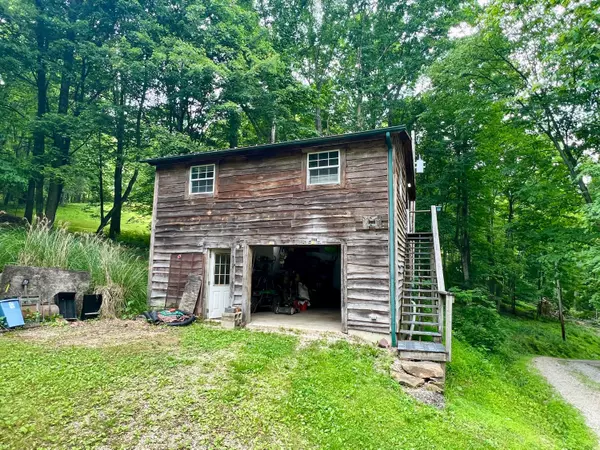 South Bloomingville, OH 43152,26294 Amerine Road