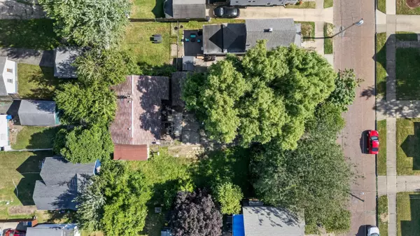 Akron, OH 44301,1213 Sherman Street