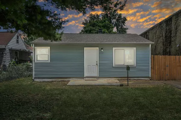 Columbus, OH 43211,2260 Velma Avenue