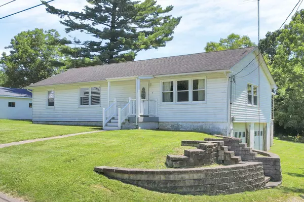 36 Beechwood Drive, Alexandria, OH 43001