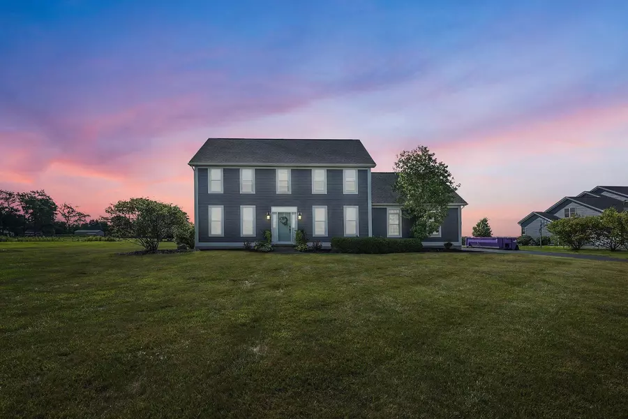 2838 Hocking Trail, Canal Winchester, OH 43110