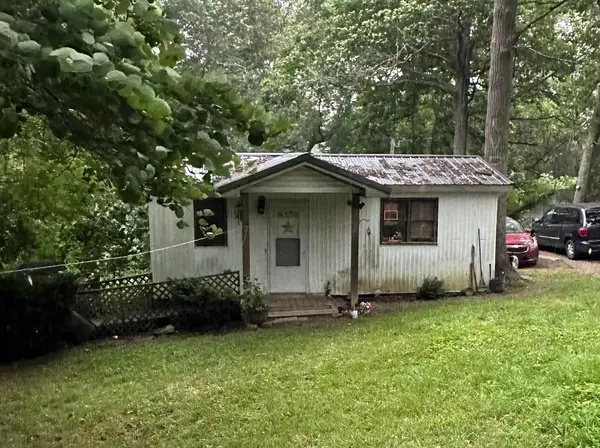 New Plymouth, OH 45654,66733 Airport Road