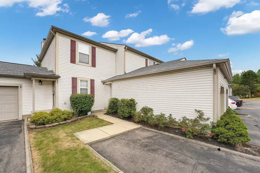 231 Macandrews Way #62B, Blacklick, OH 43004