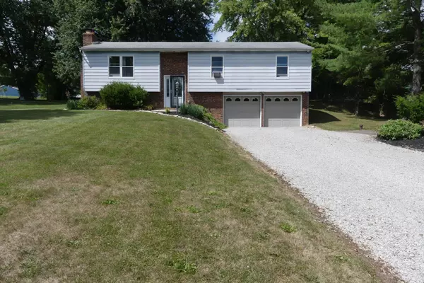 5222 Deeds Road, Pataskala, OH 43062